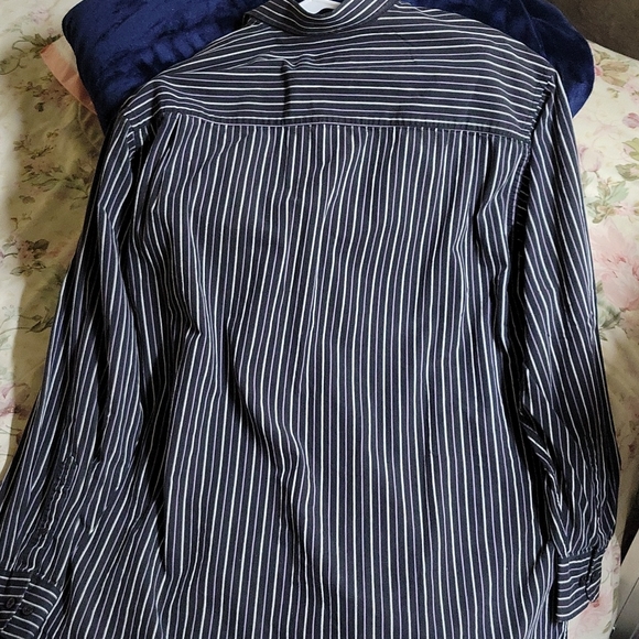 MB Studios 2 - XLT Black,green,gray and white button-up dress shirt - Picture 3 of 3